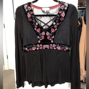 Altar’d state long sleeve top